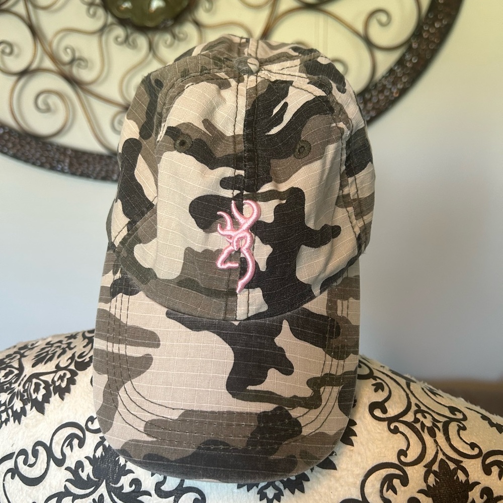 Browning‎ hat